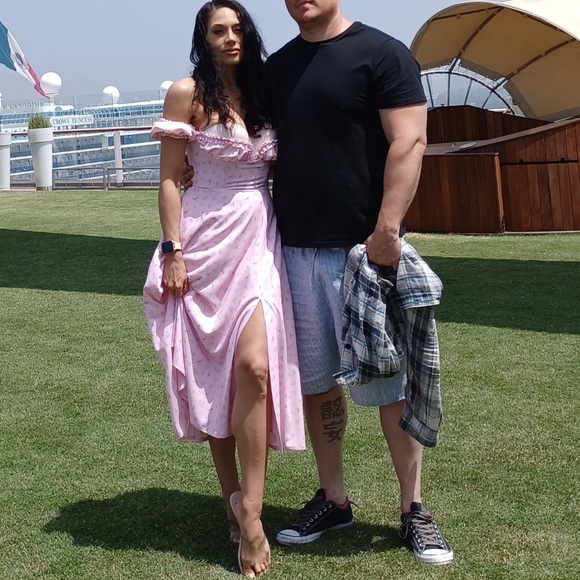 Pink Floral Strapless MIDI sundress. House of CB 🩷 Lauren dress. - Picture 7 of 9